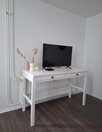 Hemnes bureau ikea beschikbaar voor biedingen