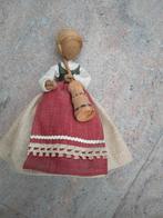 POP, melkmeisje met karnton, handwerk Zuid-Duitsland, Ophalen of Verzenden, Nieuw