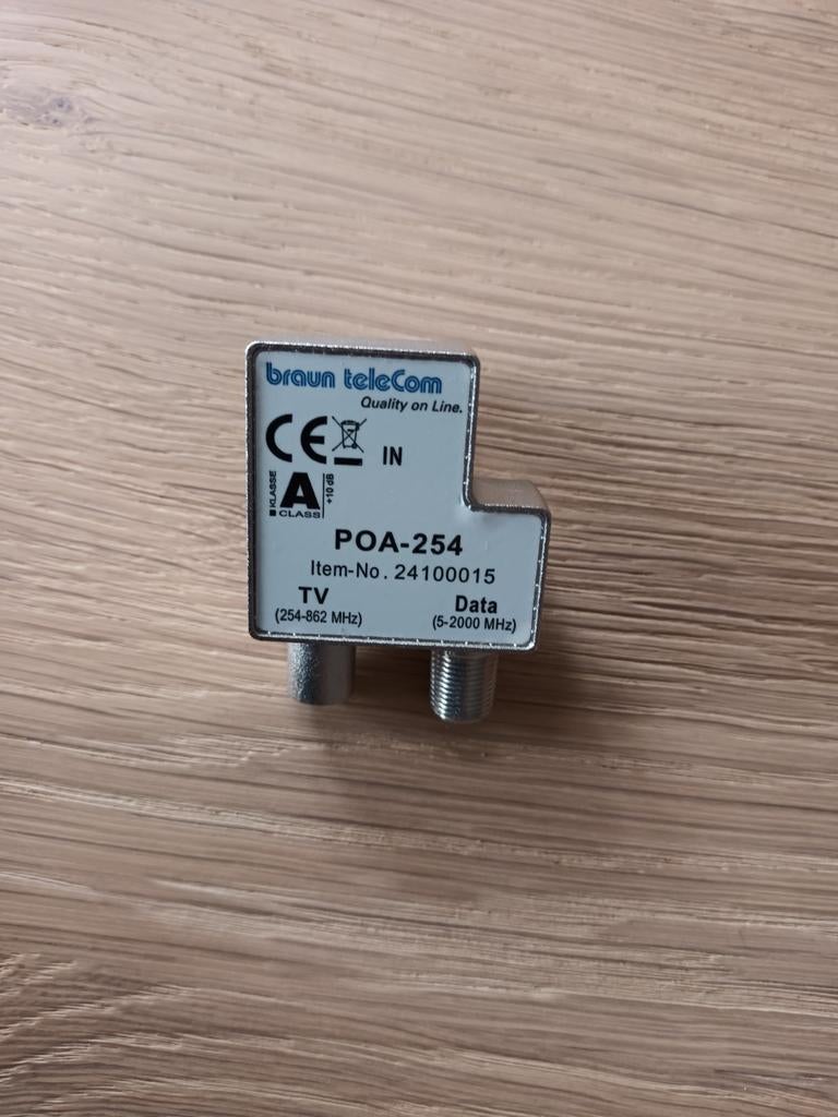 Braun telecom coax splitter verdeler TV data POA-254, Ophalen of Verzenden, Zo goed als nieuw