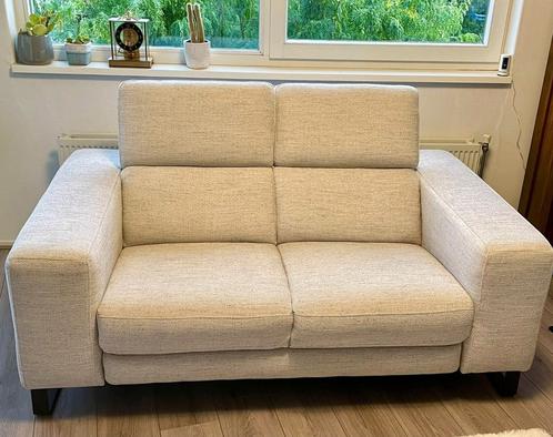 Splinternieuwe 2-zits bank., Huis en Inrichting, Banken | Bankstellen, Nieuw, 75 tot 100 cm, Ophalen