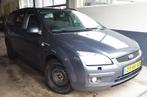 Ford Focus Wagon 2.0-16V Ghia 146 pk, Auto's, Ford, 65 €/maand, Gebruikt, Euro 4, 675 kg