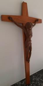 Vintage houten kruisbeeld jezus, Antiek en Kunst, Antiek | Religie, Ophalen of Verzenden