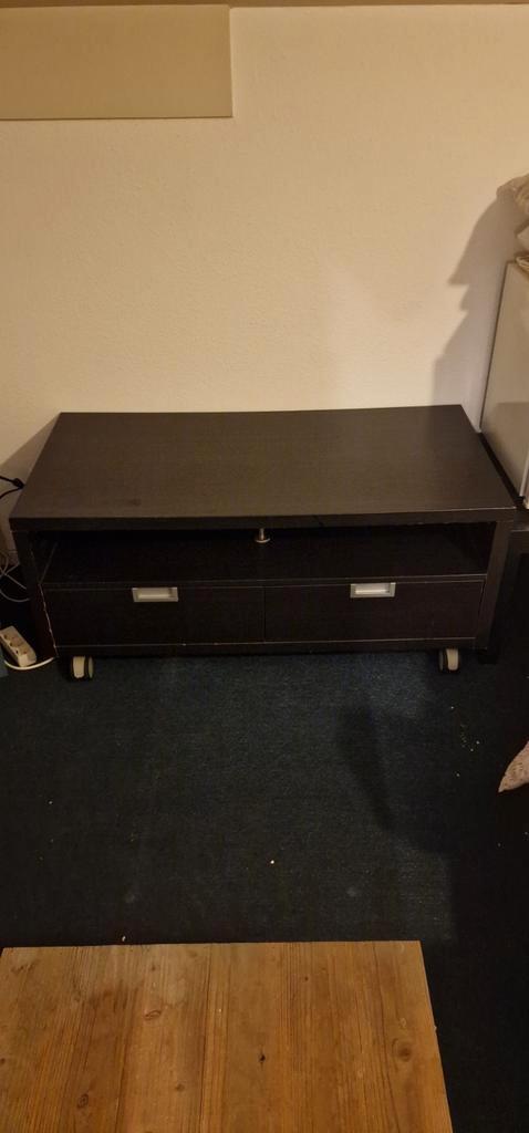 IKEA egra besta TV Meubel met Lades wieltjes, Huis en Inrichting, Kasten | Televisiemeubels, Gebruikt, Minder dan 100 cm, 100 tot 150 cm