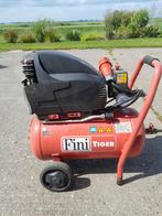 compressor, Doe-het-zelf en Verbouw, Compressors, Ophalen, Zo goed als nieuw, 200 tot 400 liter/min, 6 tot 10 bar
