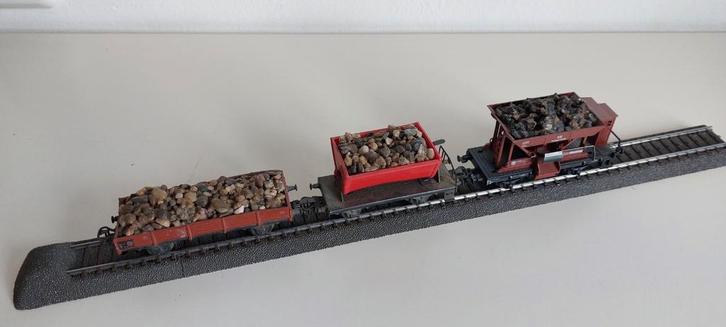 3 Märklin wagons beladen met stenen, Hobby en Vrije tijd, Modeltreinen | H0, Gebruikt, Wagon, Wisselstroom, Märklin, Ophalen of Verzenden