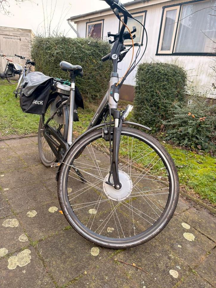 Elektrische fiets Sparta, Fietsen en Brommers, Elektrische fietsen, Zo goed als nieuw, Sparta, 55 tot 59 cm, 30 tot 50 km per accu