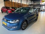 Volkswagen Polo 1.0 BlueMotion Connected Series, Stof, Gebruikt, 95 pk, Blauw