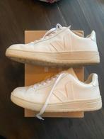 Veja Sneakers - Maat 39 - Wit, Kleding | Dames, Schoenen, Ophalen of Verzenden, Zo goed als nieuw, Wit, Sneakers of Gympen