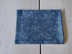 Hele mooie quiltstof - blauw - bloem/strikje, Ophalen of Verzenden, Nieuw, Blauw, Katoen