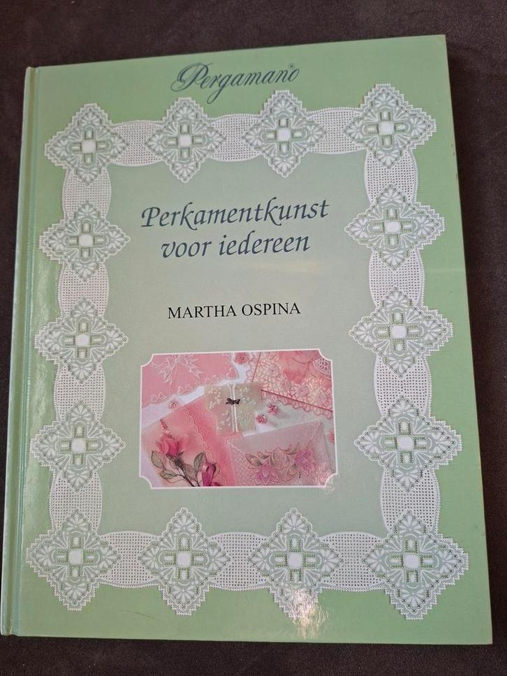 Martha Ospina - Pergamano perkamentkunst voor iedereen, Boeken, Overige Boeken, Gelezen, Ophalen of Verzenden