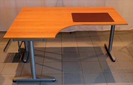 IKEA bureau galant 160 x 120 x 80 Stevig en Ruim!, Huis en Inrichting, Bureaus, Zo goed als nieuw, Bureau, In hoogte verstelbaar