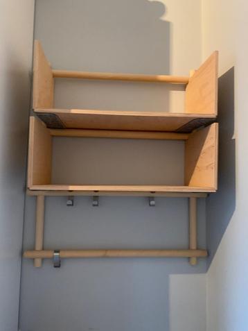 Leuk houten plankje (bijv voor de kinderkamer)