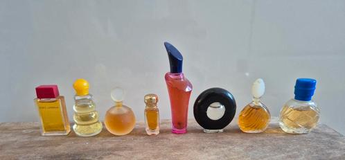 Miniatuur parfumflesjes uit verzameling, vintage, Verzamelen, Parfumverzamelingen, Zo goed als nieuw, Miniatuur, Gevuld, Ophalen of Verzenden