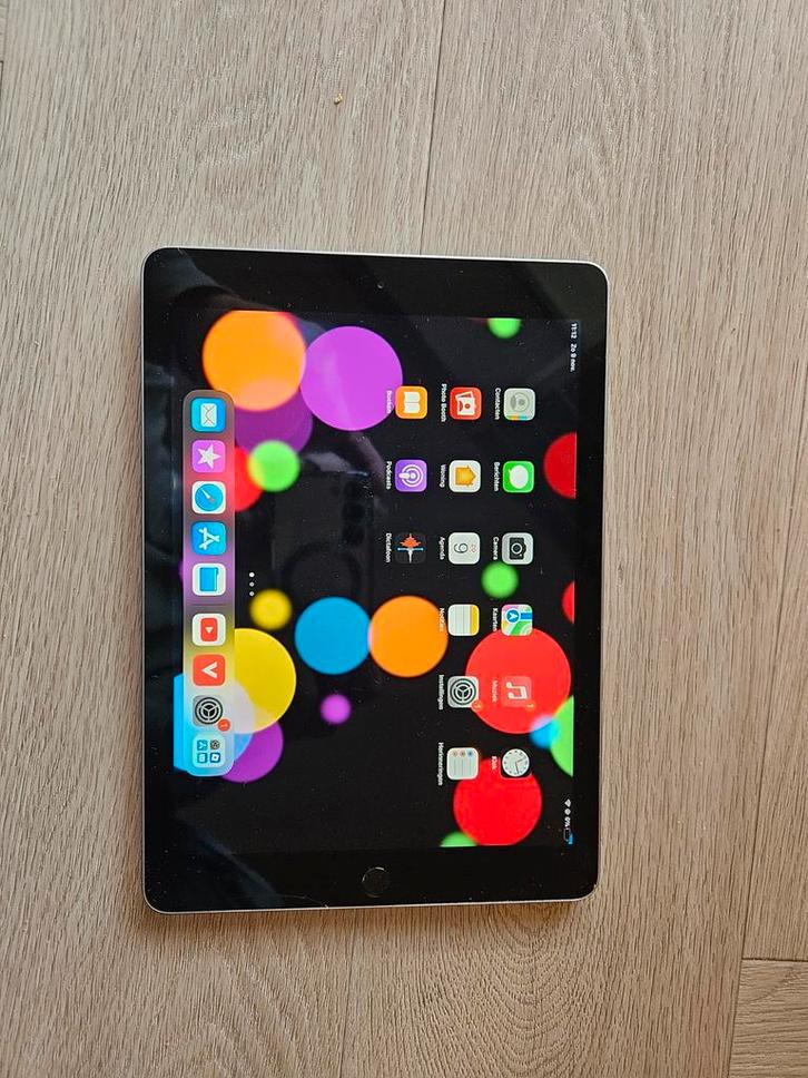 Apple iPad 32gb, Computers en Software, Apple iPads, Gebruikt, Apple iPad, Wi-Fi, 10 inch, 32 GB, Grijs, Ophalen