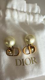 Originele Dior Oorbellen - ZGAN, Sieraden, Tassen en Uiterlijk, Oorbellen, Overige materialen, Ophalen of Verzenden, Zo goed als nieuw