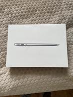 Macbook Air 13 inch 256 gb 8 met hoes en originele doos, Gebruikt, 256 GB, Qwerty, 8 GB