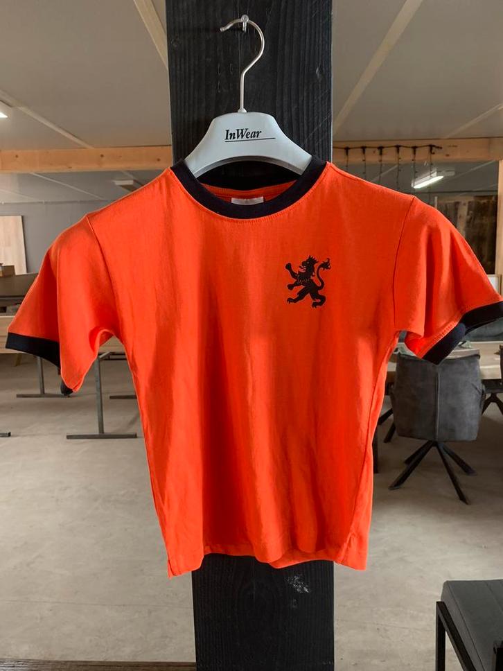 Partij nederlands elftal shirts nieuw retro model, Verzamelen, Sportartikelen en Voetbal, Nieuw, Shirt, Overige binnenlandse clubs
