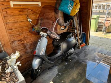 Vespa Sprint S 2019 Mat Grijs beschikbaar voor biedingen
