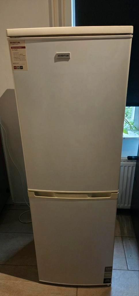 Inventum koel-vrieskast, Witgoed en Apparatuur, Koelkasten en IJskasten, Zo goed als nieuw, Met aparte vriezer, 200 liter of meer