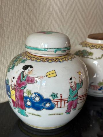 Gemberpot Rose Family met deksel beschikbaar voor biedingen