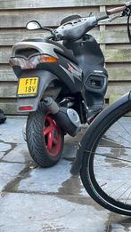 Gilera runner 50cc 2t, Fietsen en Brommers, Scooters | Piaggio, Ophalen, Zo goed als nieuw, Tweetakt, Overige modellen