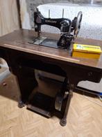 Antieke Naaimachine Durkopp, Ophalen