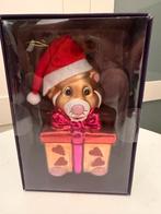 AH Kerstbal Hamster met Cadeau, Diversen, Kerst, Ophalen of Verzenden, Nieuw