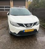 Nissan Qashqai 1.2 Dig-t 85KW 2WD CVT 2015 Wit, 65 €/maand, Stof, 4 cilinders, Wit