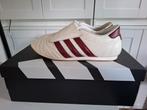 Adidas Schoenen - Maat 43 1/3, Kleding | Heren, Schoenen, Wit, Ophalen of Verzenden, Adidas, Sneakers of Gympen