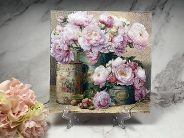 Knutsel servetten pioen rozen /vintage vazen decoupage M58  beschikbaar voor biedingen