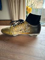 Voor de liefhebber, gesigneerde voetbalschoen Daan Reiziger, Ophalen of Verzenden, Zo goed als nieuw, Vitesse, Overige typen