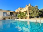 Vrij! Villa met zwembad bij het strand - Costa Brava 12P, 4 of meer slaapkamers, Bemiddelingsbureau, Dorp, Costa Brava