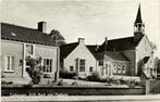 Tubbergen, N.H. Kerk met Pastorie - ongelopen, Verzamelen, Ansichtkaarten | Nederland, Ophalen of Verzenden, 1920 tot 1940, Ongelopen