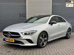 Mercedes-Benz CLA-klasse 180 Luxury Line Pano/Sfeer/Navi/Cam, Gebruikt, Euro 6, 4 cilinders, Bedrijf