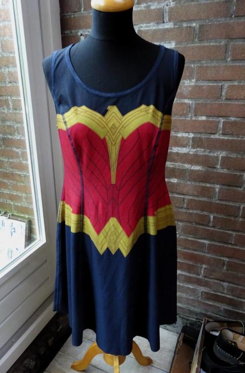 Wonder Woman stretch stof jurk maat XL, Kleding | Dames, Jurken, Gedragen, Maat 46/48 (XL) of groter, Blauw, Knielengte, Verzenden