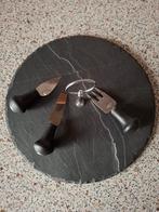 Kaasplank met mesjes en vorkje, Ophalen of Verzenden, Zo goed als nieuw