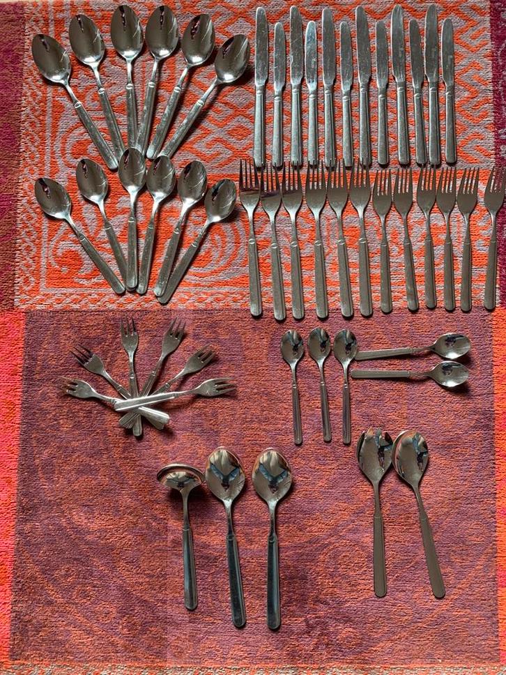 SOLA bestekset 52 delig Midden jaren 90, Huis en Inrichting, Keuken | Bestek, Gebruikt, Ophalen of Verzenden