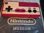 Nintendo museum Kyoto, collectors item! Console kussen., Ophalen of Verzenden