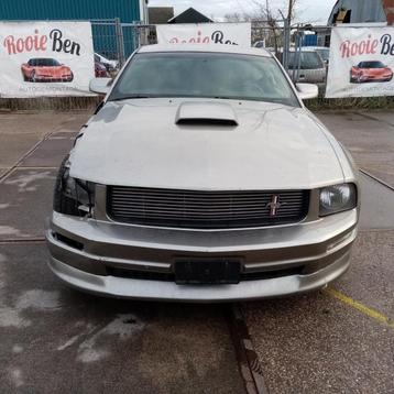 Ford Mustang V 4.0 V6 Coupé 2008 8G974AA sloopvoertuig  beschikbaar voor biedingen