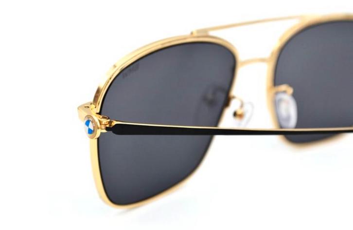 Stijl & snelheid: originele BMW zonnebril – nieuw in doos, Sieraden, Tassen en Uiterlijk, Zonnebrillen en Brillen | Heren, Nieuw