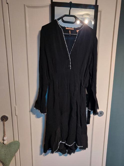 Scotch and soda jurk maat M (38), Kleding | Dames, Jurken, Zo goed als nieuw, Maat 38/40 (M), Zwart, Boven de knie, Ophalen of Verzenden