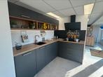 Showroom keuken werkhoogte 99 cm !, Huis en Inrichting, Keuken | Complete keukens, Ophalen, Overige kleuren, Hoekkeuken, Nieuw