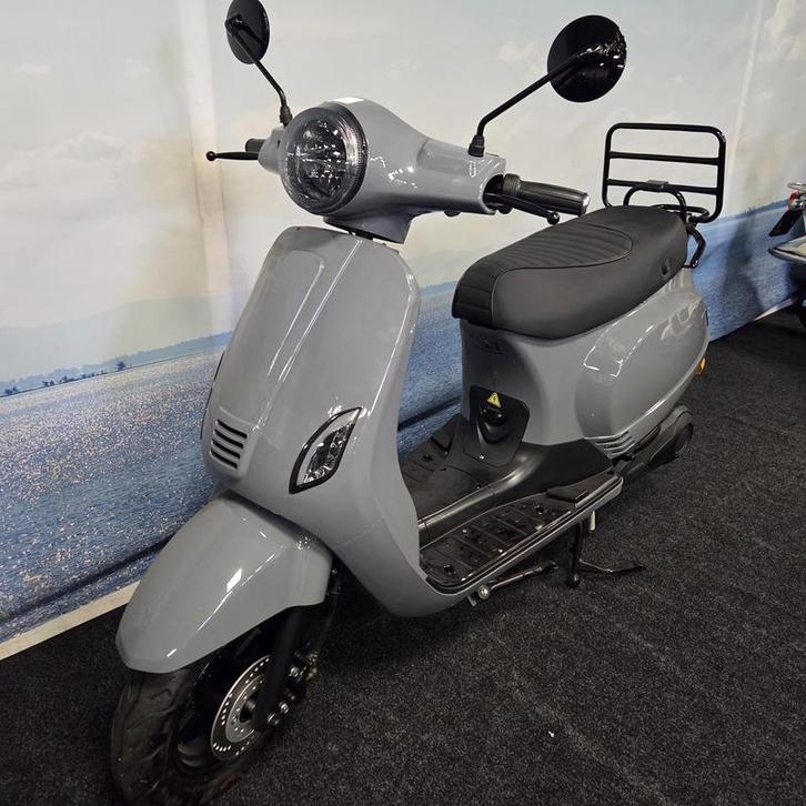 Elektrische scooter, Fietsen en Brommers, Snorfietsen en Snorscooters, Nieuw, Overige merken, Elektrisch, Ophalen