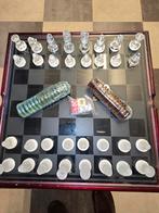 Glazen Schaakspel met Damstenen en Dobbelstenen, Hobby en Vrije tijd, Gezelschapsspellen | Bordspellen, Een of twee spelers, Ophalen