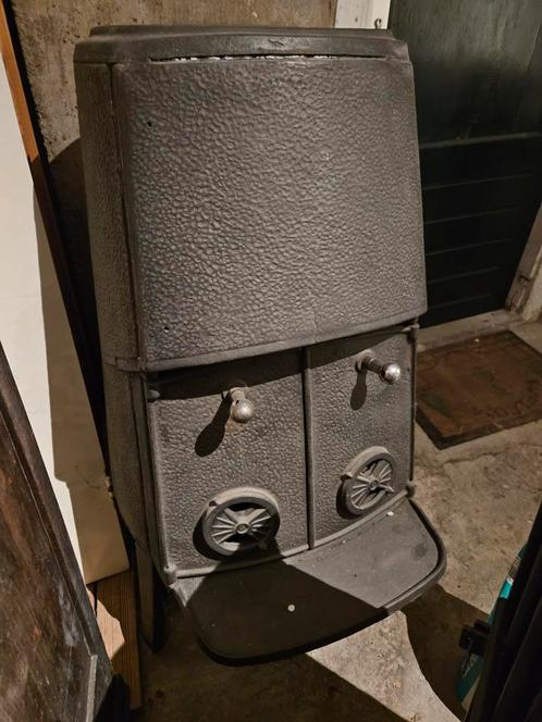 Antieke Houtkachel - Sfeervolle Warmte, Huis en Inrichting, Kachels, Gebruikt, Vrijstaand, Houtkachel, Hout, Ophalen