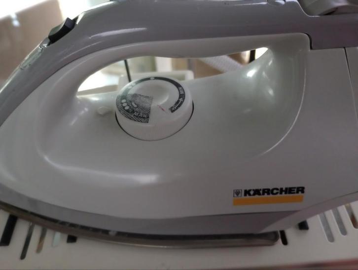Kärcher Strijkplank + Strijkijzer Gebruikt, Witgoed en Apparatuur, Strijkijzers en Strijkplanken, Ophalen