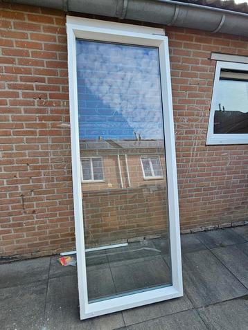 Kozijn met hr++ glas, h x b 230 x 89,5 cm beschikbaar voor biedingen