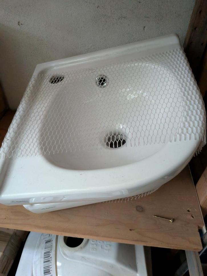 Sphinx hoek Wastafel toilet - nieuw, Doe-het-zelf en Verbouw, Sanitair, Nieuw, Wastafel, Steen, Ophalen