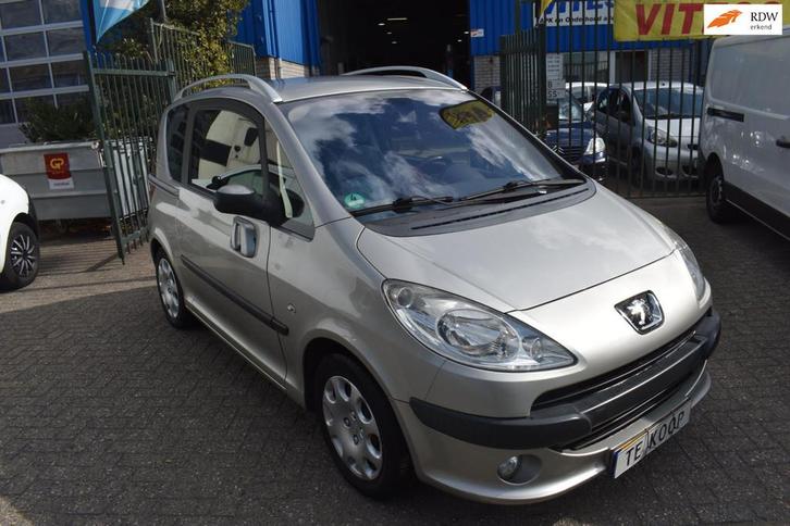 Peugeot 1007 1.4-16V Gentry, Auto's, Peugeot, Bedrijf, Te koop, ABS, Airbags, Airconditioning, Boordcomputer, Centrale vergrendeling