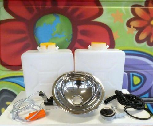 Waterset; wastafel , kraan, pomp, jerrycans, slangen etc, Caravans en Kamperen, Kampeeraccessoires, Nieuw, Ophalen of Verzenden